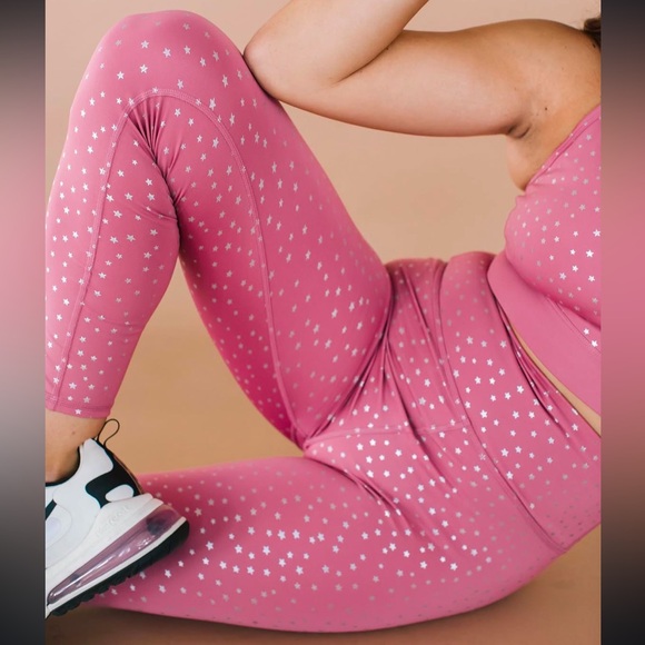 WVVY Britney Vest @fittybritttty Pink Starry Leggings & Sports Bra Set Size 2X - Picture 4 of 13